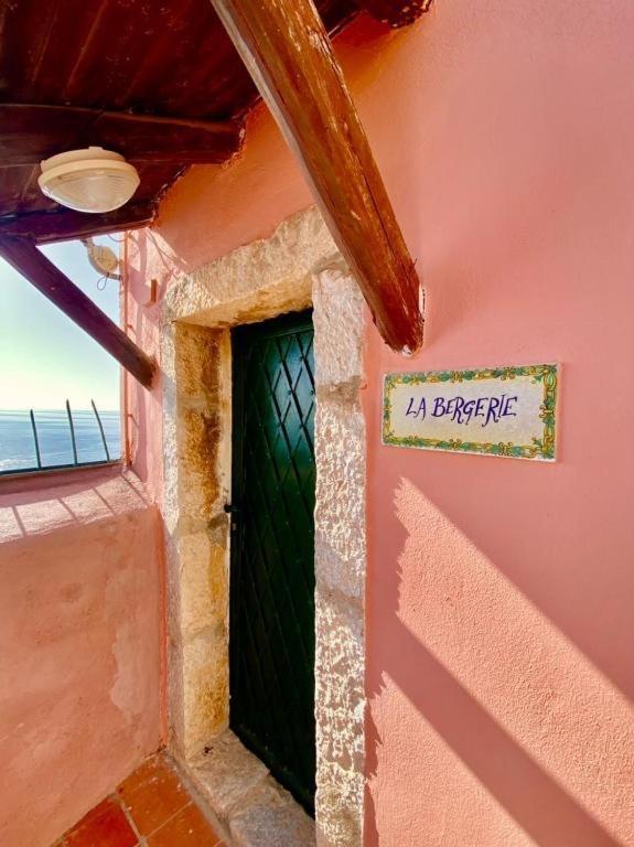 B&B La Bergerie Taormina Exterior foto